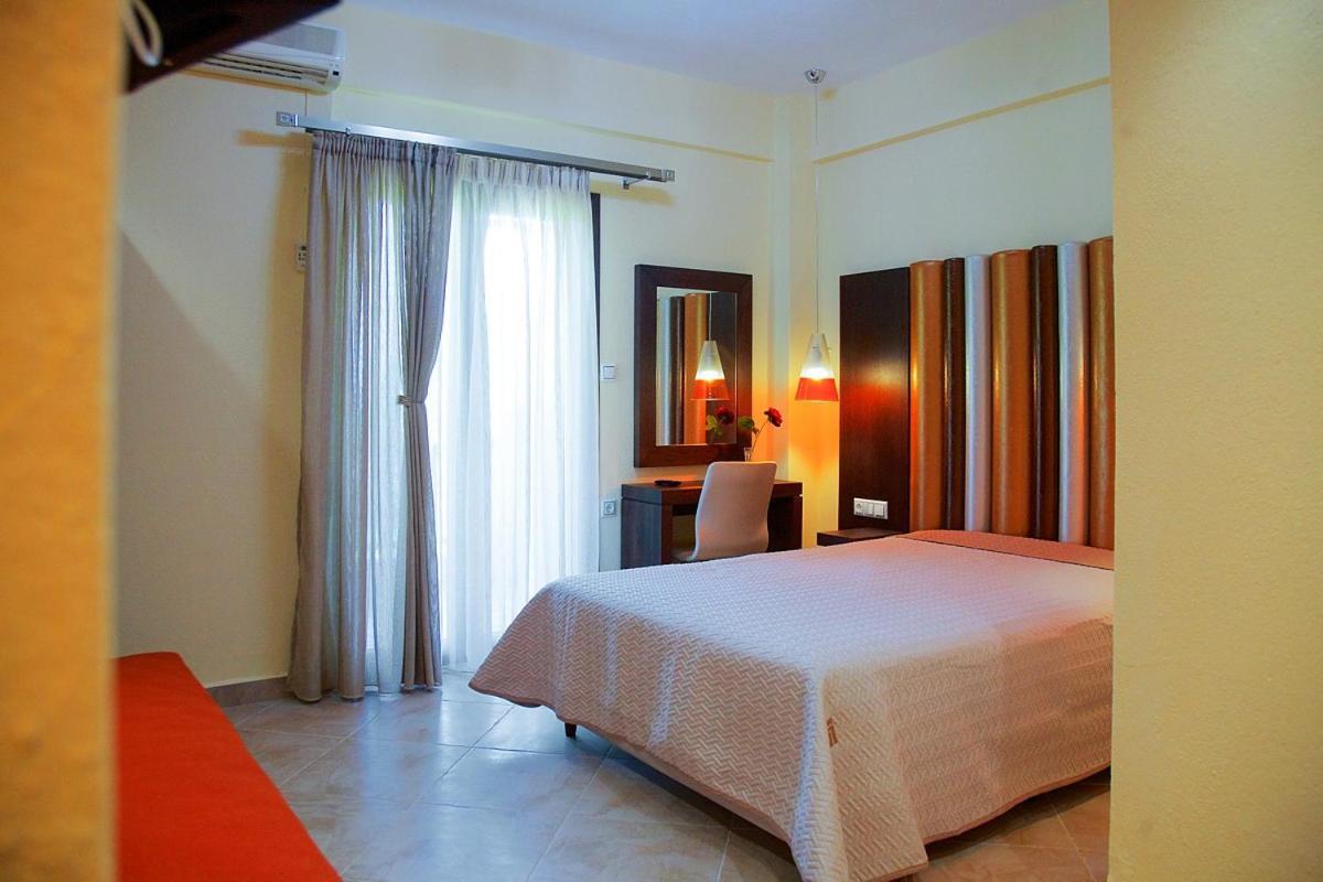 Stamos Apartments And Studios Vourvourou Ngoại thất bức ảnh