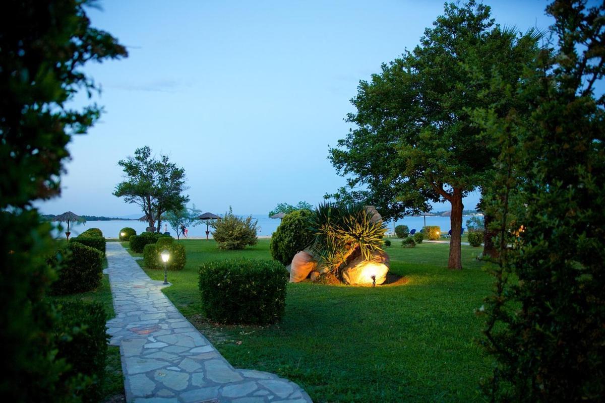 Stamos Apartments And Studios Vourvourou Ngoại thất bức ảnh