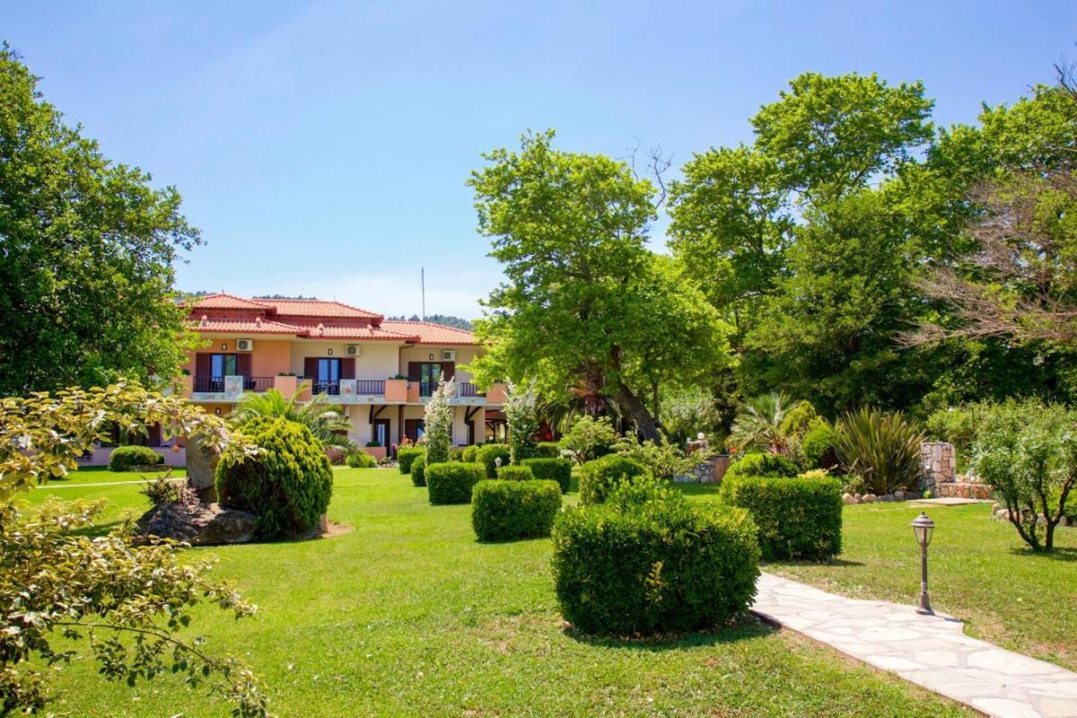 Stamos Apartments And Studios Vourvourou Ngoại thất bức ảnh
