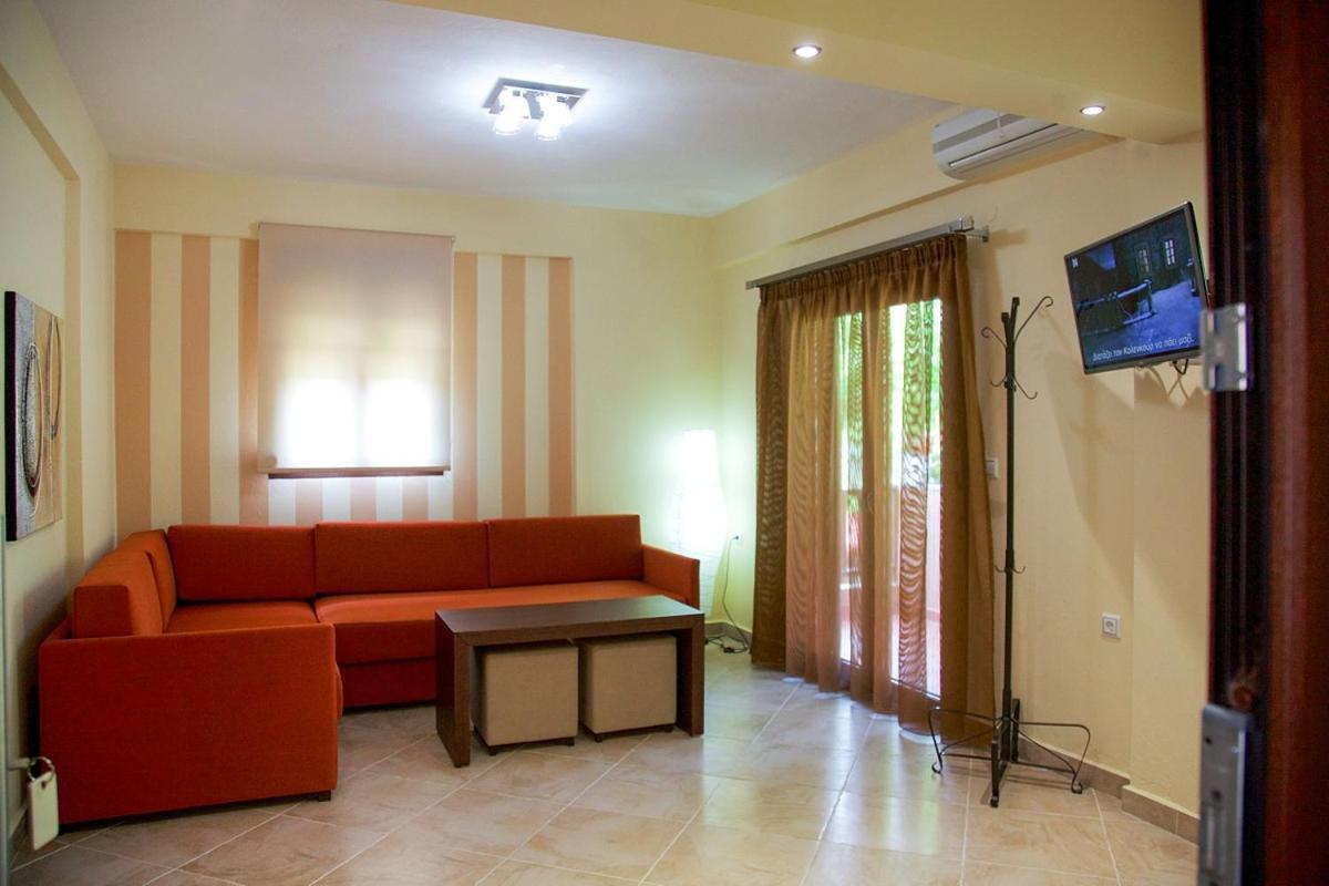 Stamos Apartments And Studios Vourvourou Phòng bức ảnh